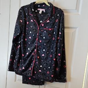 Cozy Heart Print Pajama Set